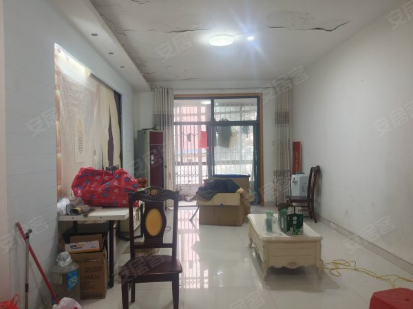 紧邻地铁口，包河苑广电小区一楼，_单位大院，实拍三房