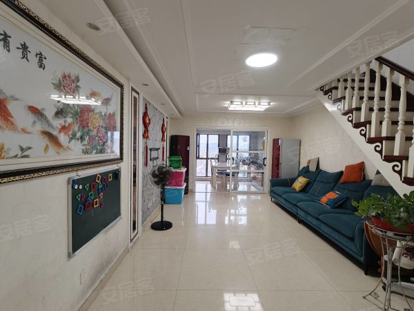 中环城国际公寓实拍_拎包入住_中环城_3号地铁口_润安公学
