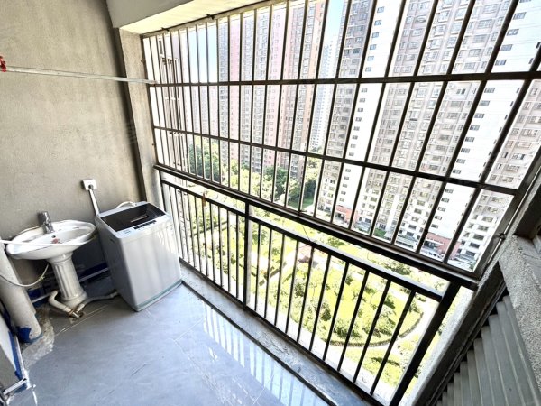 滨湖顺园主卧阳台独卫我是房栋无仲接费独立水电表！云谷创新园