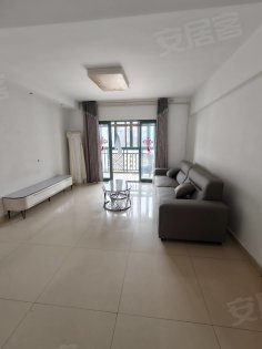 元一名城c区三室出租，带暖气，靠近38中，3号线淮南路站