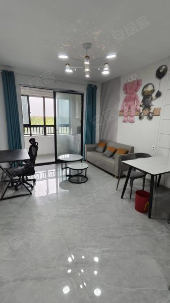 新店雅苑两室出租_精装两室拎包入住近京东方维信诺