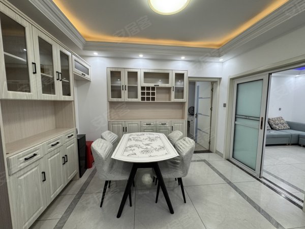 大兴新居2室精装，家具家电齐全，拎包入住