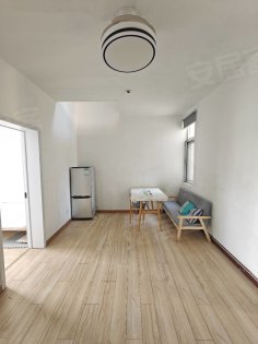 珠光南苑_步梯六层_金中环广场_绿地赢海_银联广场
