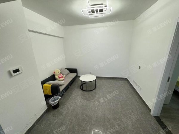白水坝地铁口_世纪中心_精装3室家电齐全图片实拍看房方便