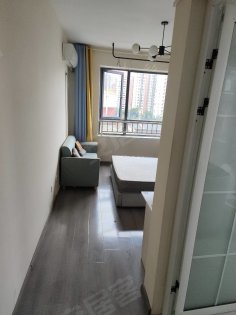 瑶海万达广场，荷塘家园二期，主卧单间，房主自家房屋。