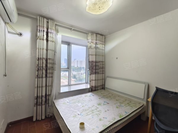银领时代花园_出门三四号线地铁口方庙_精装大两房_随时看急租