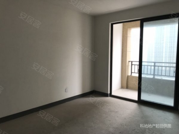 光明尚海湾 汇宇学府 户型方正 东边套 有钥匙