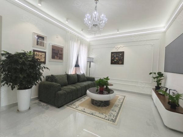 火车站_鸭林冲地铁口_临泉花苑_精装两室两厅_可月付拎包入住