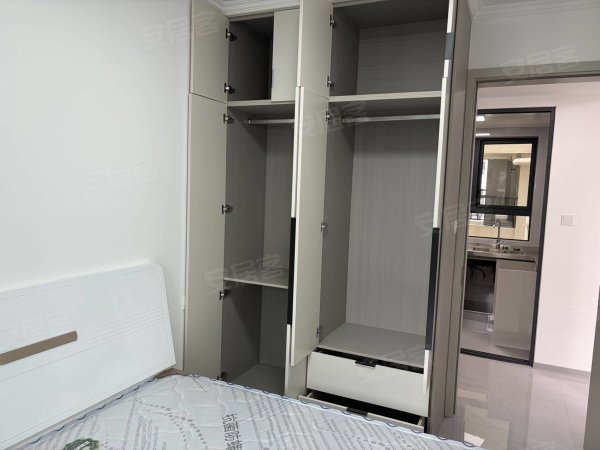 湖畔书香精装两房_可短租可月付_停车免费_近地铁_近方圆荟