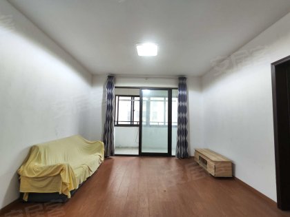 安粮城市广场_简装三房_家具家电齐全_双阳台_拎包即住