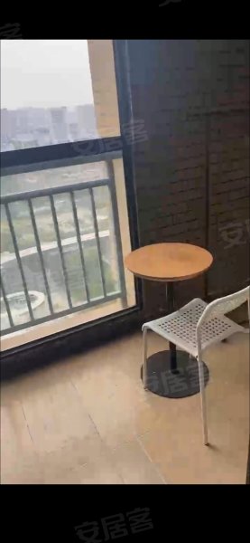 阳台房_中环城的_转租_随时看_没有中介方
