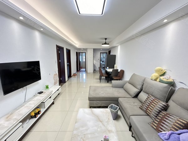 实拍_禹洲中央城一期_边户3室2厅1卫__多套可看