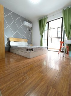 洋房住的人少__朝南大阳台_月付_花园大道_中建智立方可做饭