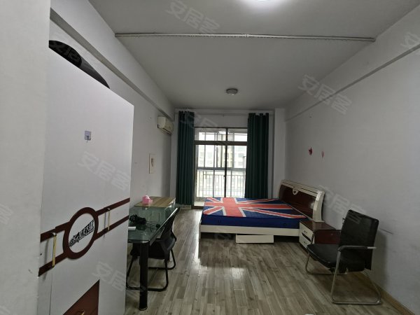 翠微苑商业大厦_1室1厅1卫__电梯房_精装修43平米