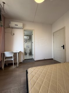 独卫～电费5毛6一度～房东直租～5号线菱湖公园站地铁口