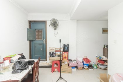 宝业东城广场天使苑铂金时代1室1厅临近地铁二四号线随时看可谈