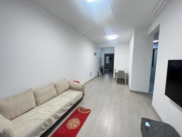 可月付_五里庙_清和丽景_全屋瓷砖_定制衣柜_停车免费