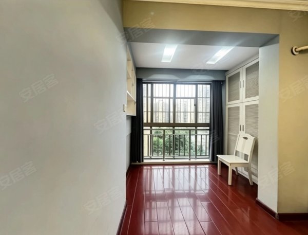 公园道1号(南区)_精装修_电梯房_拎包入住