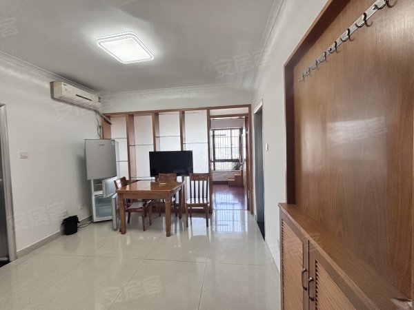 五中旁_地铁口_百汇城市广场1室_精装_家电齐全_拎包入住