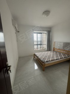 华地公馆(东区)_电梯房_3室2厅1卫_阳光充足