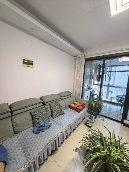 庐阳中学陪读首选荷塘月色自住装修随时看随时搬家