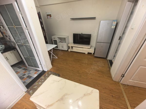 一室一厅！民用水电有燃气！经典华城小区，3号线繁华大道地铁口