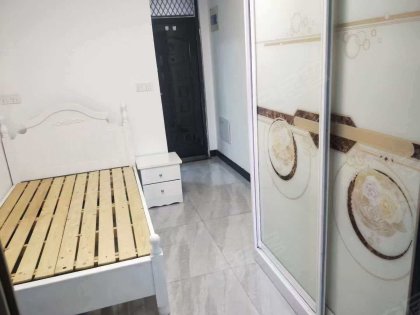 三里庵地铁旁官亭路一室家具家电齐全，国购之心城对面中医附院近