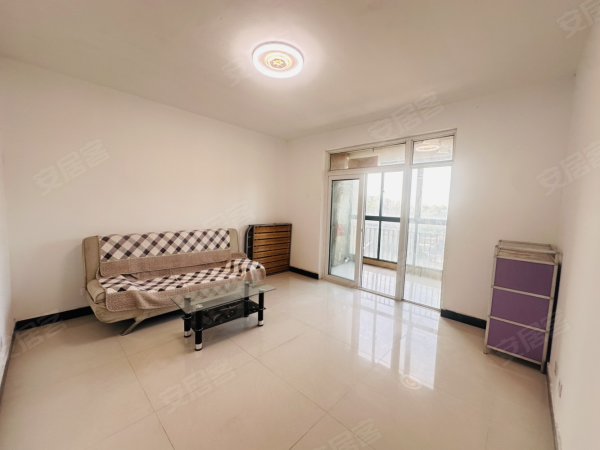 湖公馆_精装2室双阳台_价格可谈有电梯民水电_随时可看房