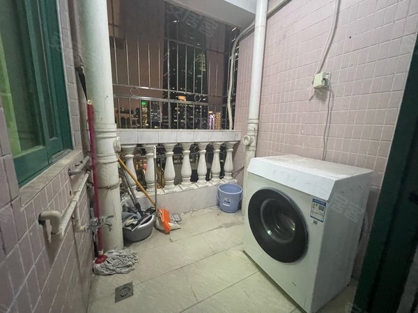 【多图】香珠花园,香蜜湖租房,香珠花园,新上高楼层东向一房一厅,密码