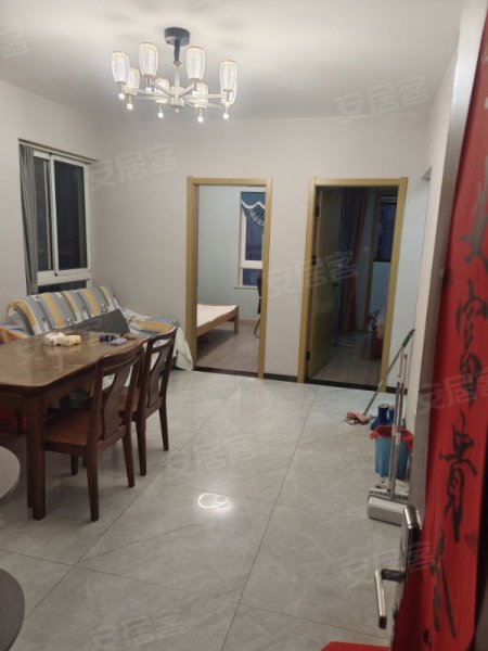 四中旁！滨湖润园(南区)_全屋定制精装修_家电齐全_随时可看