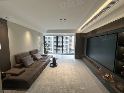 真实拍摄_万象城天鹅湖旁_豪装全屋智能家电带中央空调地暖