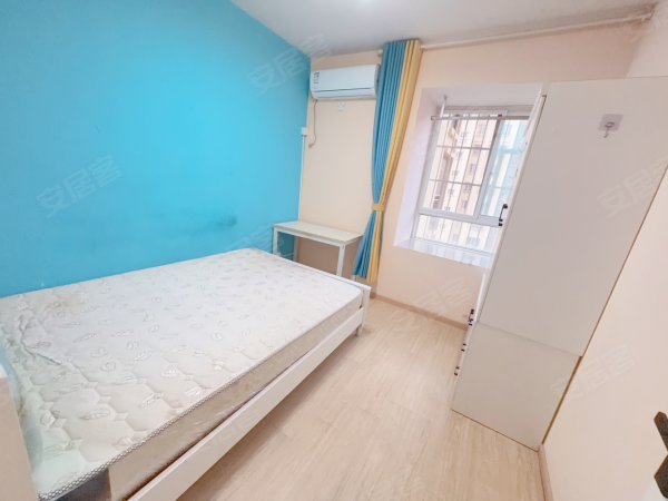 押一付一拎包入住一套房的话可以