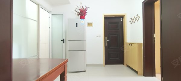 3号5号线地铁口_宜家华联万象汇_通风好_南北通透_精装修