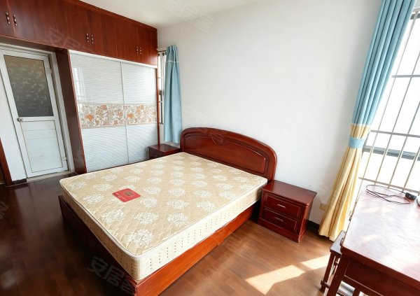 一中陪读首选，精装大三室仅4400