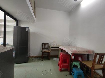 滨河苑_正规小区_离38近_沿淝河_小区改造很新_随时看房