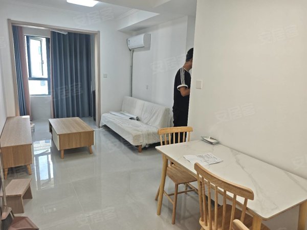 两室一厅民用水电，同小区最棒小区，业主好沟通，领里关系好，
