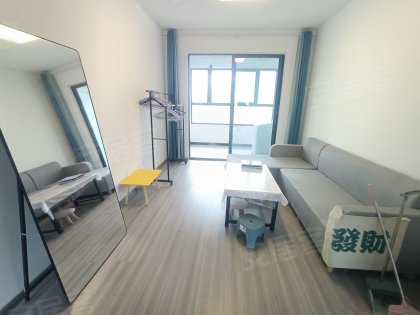 大数据产业园恒信汽车城中辰创富大厦美丽景湾三室边户南北通透