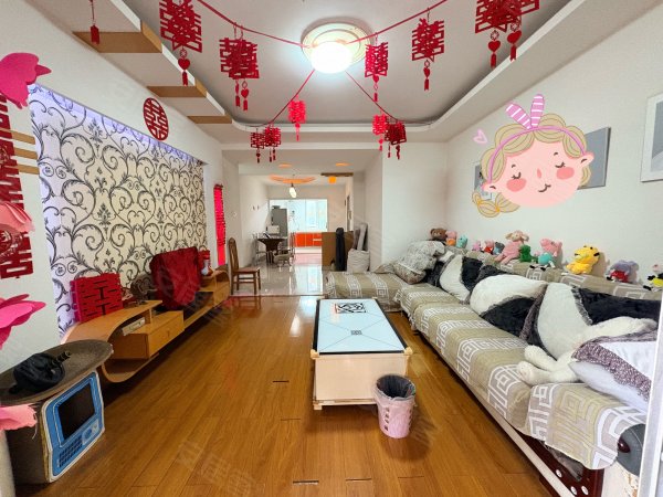 安然绿洲花园北园_3室2厅2卫__电梯房_精装修122平米