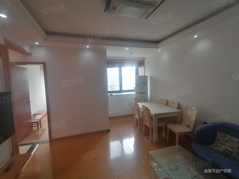 东渡国际青年城竹山路地铁口好楼层全南户型采光