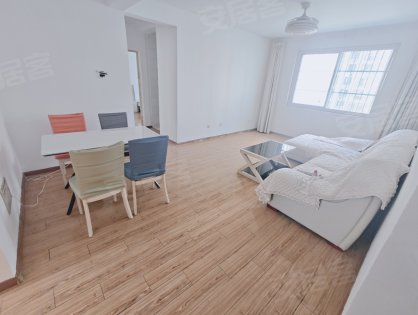 瑞园南区精装三室__家具家电全新未使用_价格可谈_免费停车