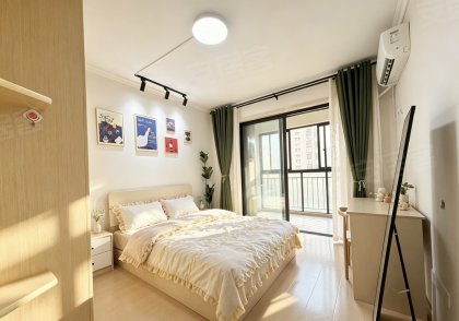 可月付__朝南主卧大阳台__采光超级和__领包入住隆昊昊博园