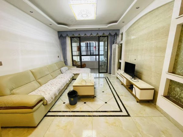 万达临湖苑精装三房瓷砖地面全屋定制家具~近银行水楼下地铁五号