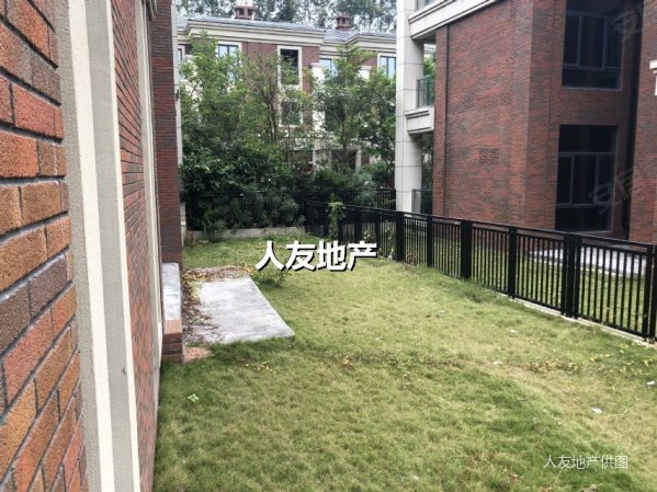 业主诚心卖政府指导价电梯房251平鼎峰尚境别墅