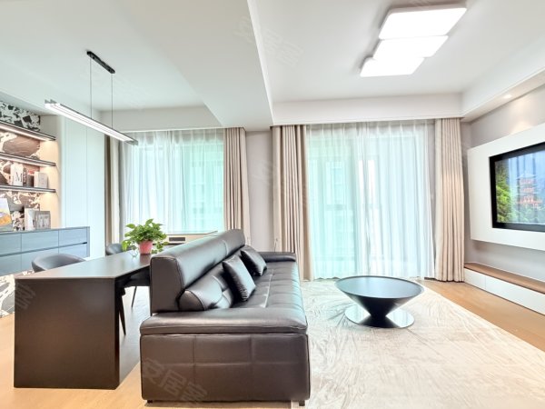 业主自住装修_急租大横厅两房_全景落地窗_定制柜_真图实拍