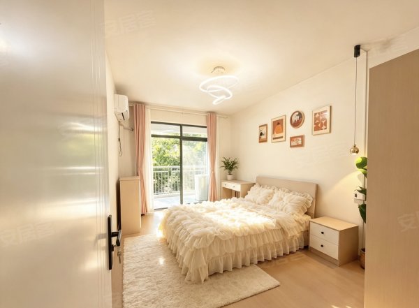 金屋银屋还得是自己的小屋！竹丝滩地铁站！主卧带阳台独立洗衣机