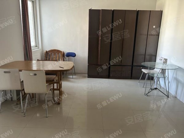 万象汇_地铁口_金环花园南区_两室一厅1600_拎包入住