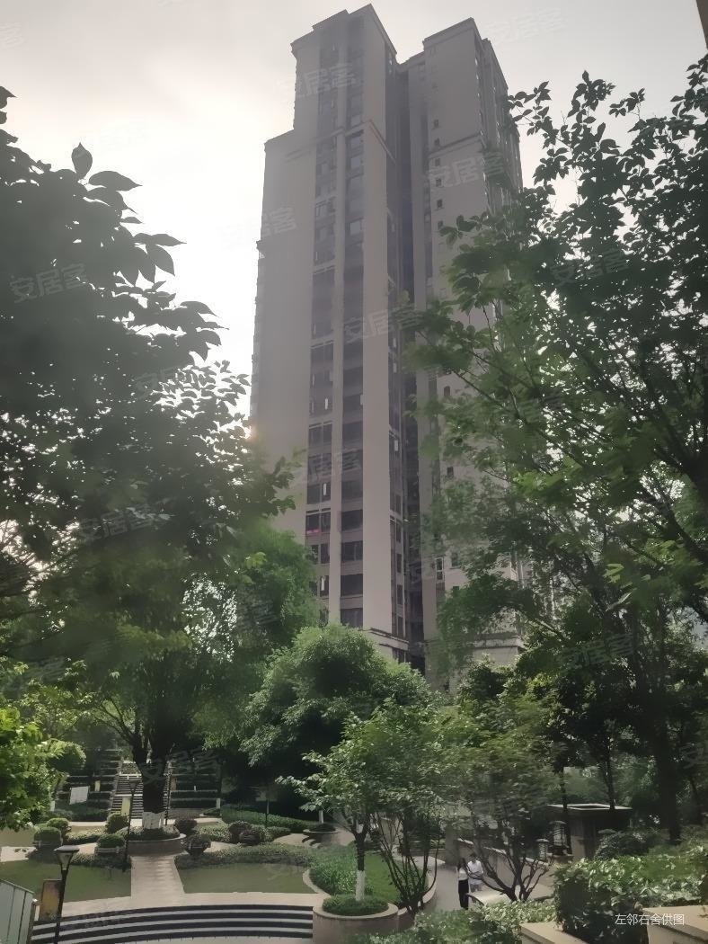 7904鲁能星城六街区装修三房近轻轨环线临龙头寺公园