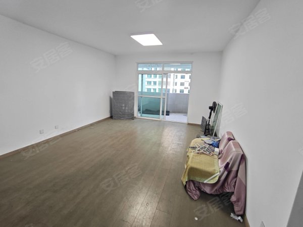 实拍！华府骏苑_三室两卫出租_可办公可宿舍_家电齐全随时可住