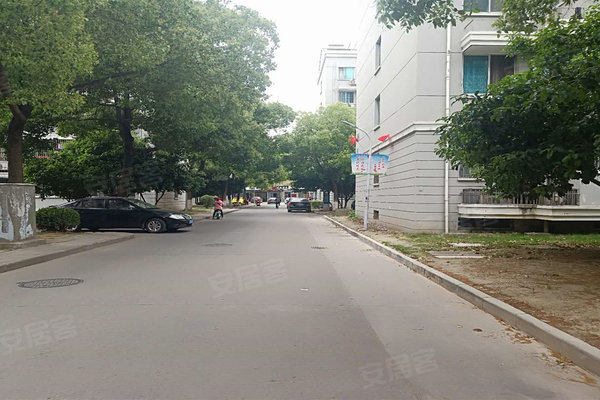 春潮花园人口_春潮花园二区大门照片