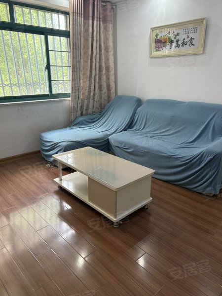 新加坡花园三室两厅出租啦！